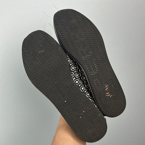 Paul Sperry black & white lace up sneaker size 8.5 - Picture 4 of 6